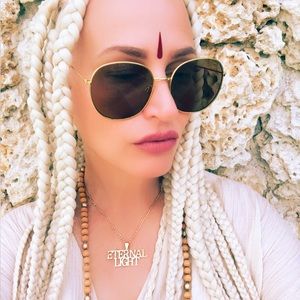 ETERNAL LIGHT NECKLACE